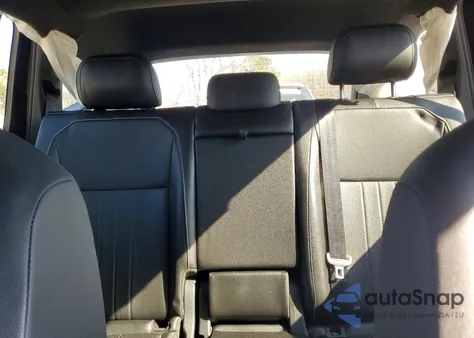 2022 Volkswagen Tiguan Se R-Line Black z USA, uszkodzony, nr VIN 3VVCB7AX8NM079709